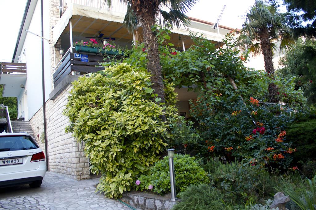 Apartment Koka Crikvenica Buitenkant foto